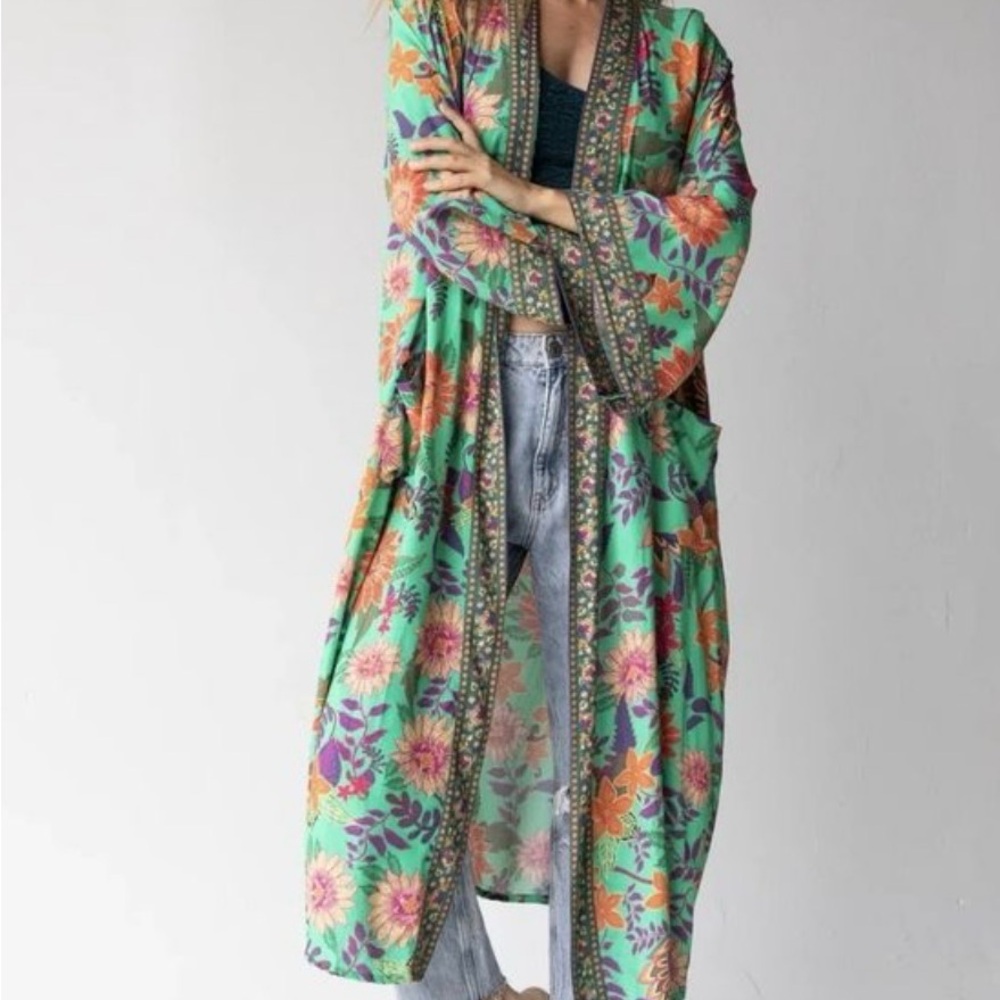 Natural Life Camila Kimono S/M Bright Green Floral- Vibrant Excellent condition